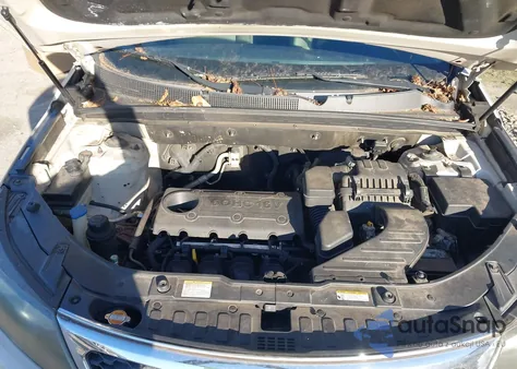 2011 Kia Sorento Lx z USA, uszkodzony, nr VIN 5XYKT3A18BG131344